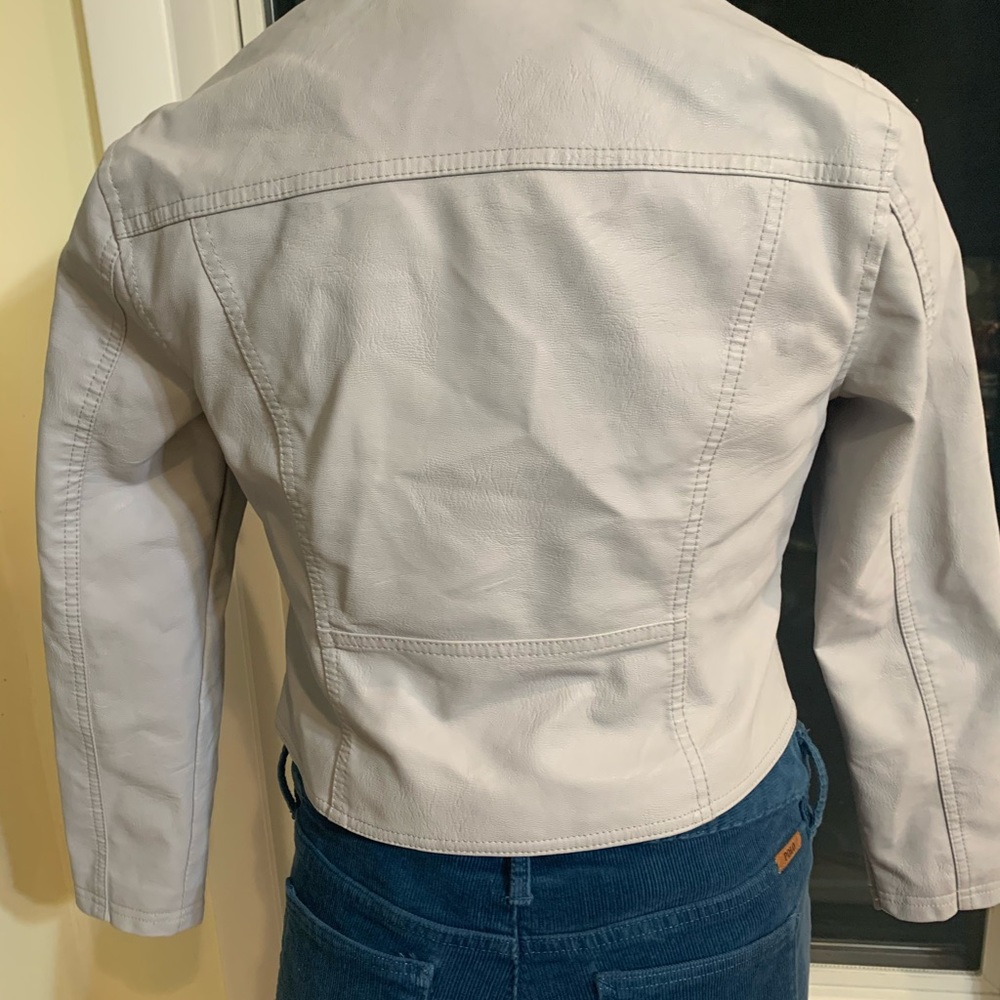 🐣New Look Petite Faux Grey Leather Moto Jacket - Picture 2 of 16